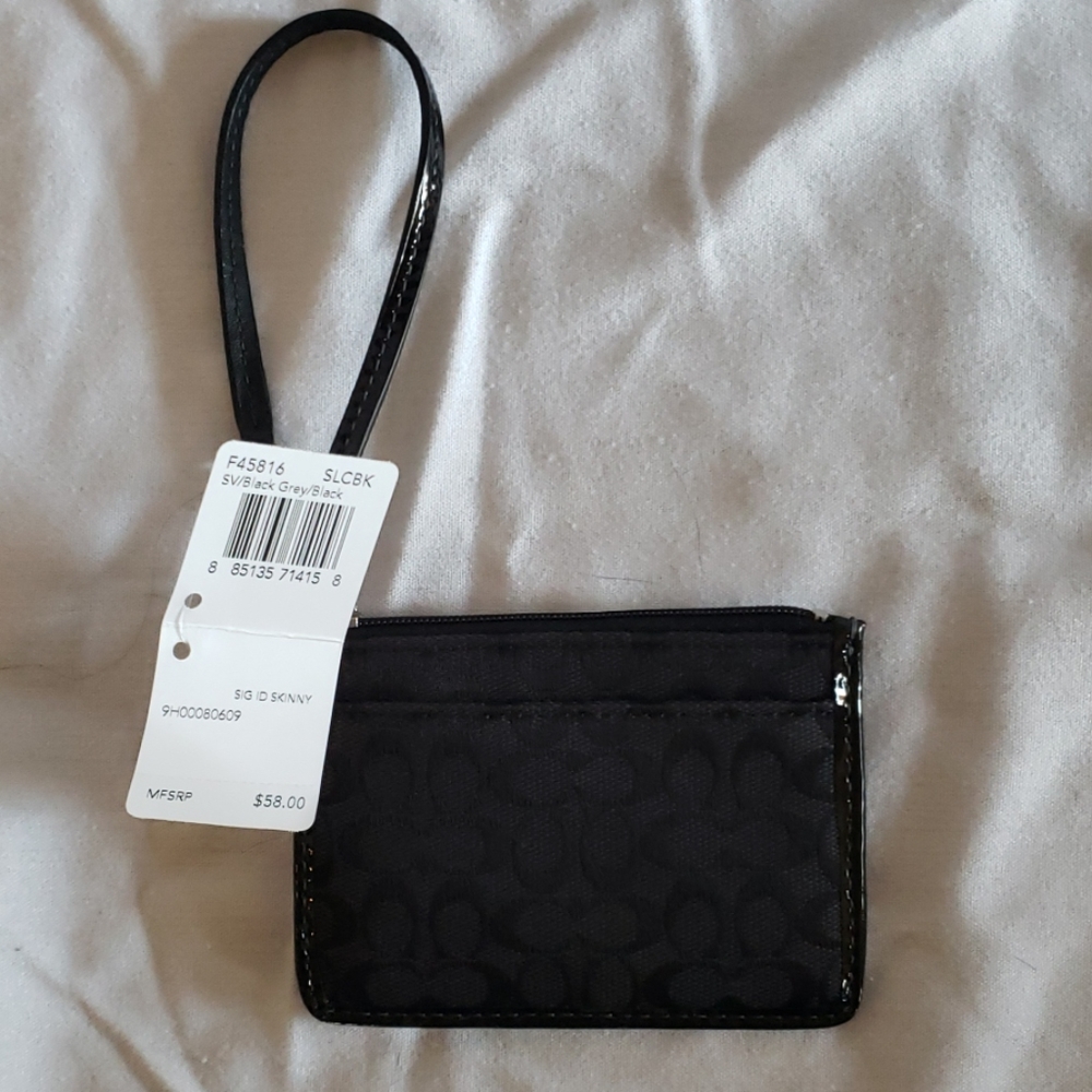 Coach ID wallet